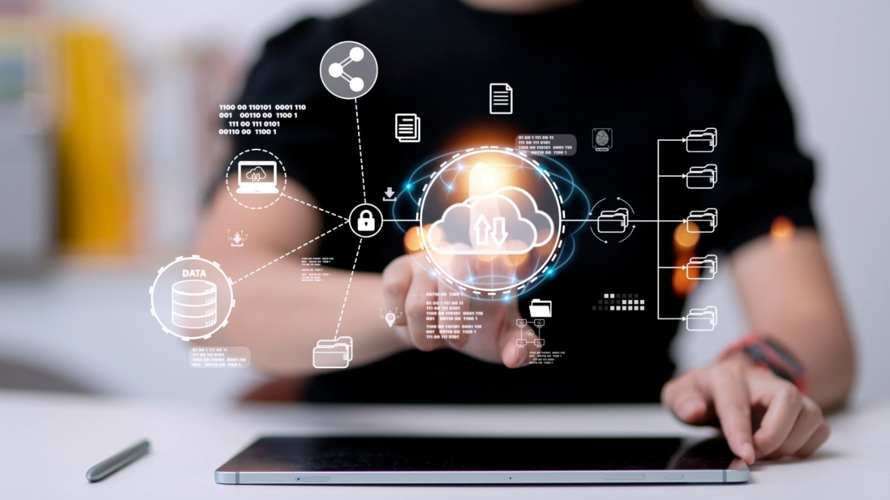 What is Cloudelder com?