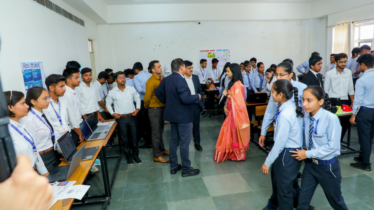 B Tech Full Form: Meaning, Course Details, Eligibility & Scope 2 Eligibility Criteria For B Tech